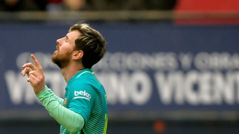 Leo Messi celebra un gol contra Osasuna