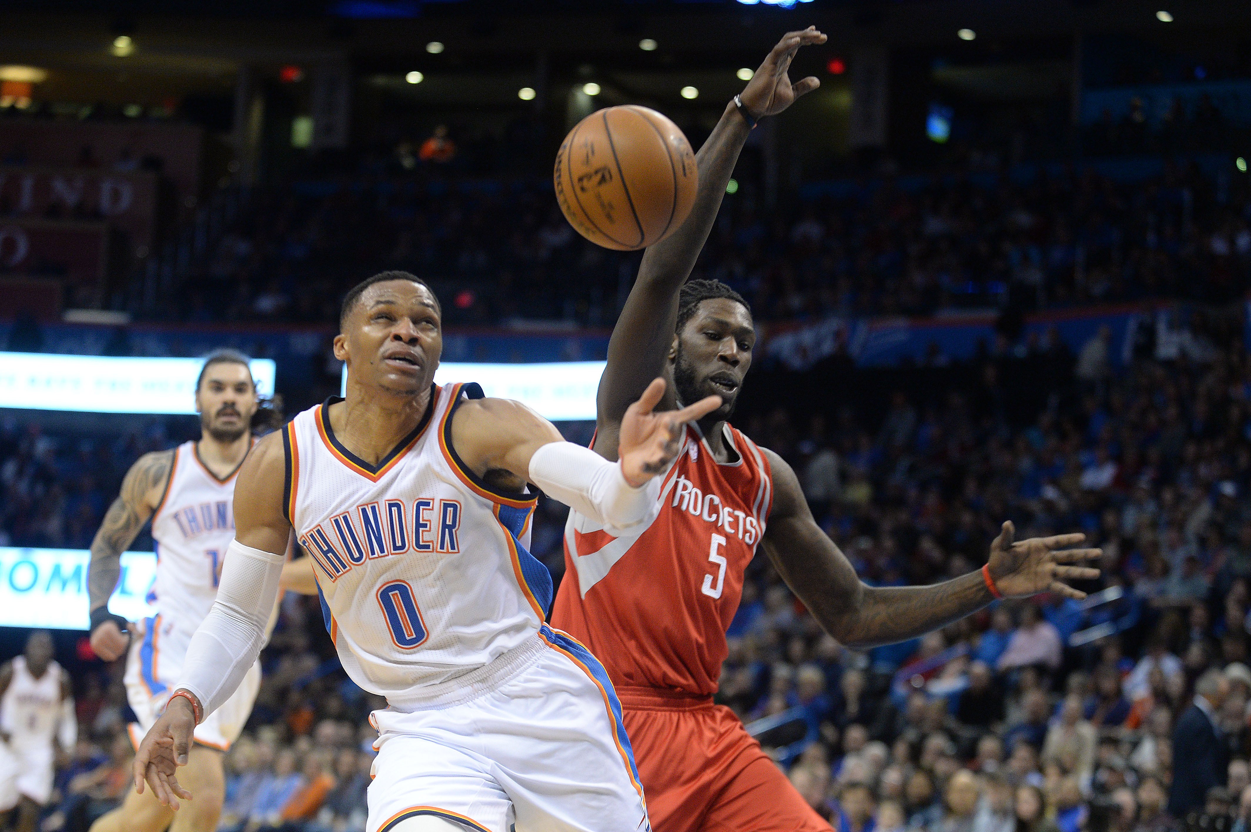 Ibaka y Ricky Rubio caen derrotados en la enésima noche histórica de Westbrook Ibaka y Ricky Rubio caen derrotados en la enésima noche histórica de Westbrook