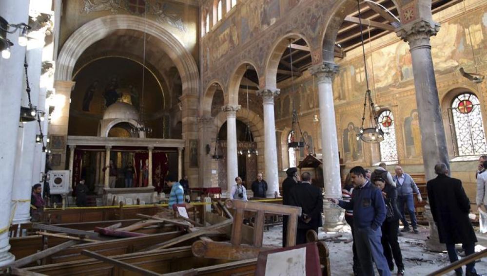 Una iglesia copta de El Cairo, víctima de un atentado