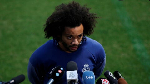 Marcelo atiende a los medios de comunicaci&oacute;n