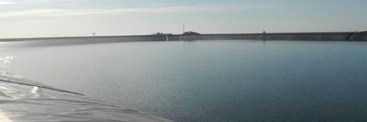 Embalse del trasvase Júcar-Vinalopó Embalse del trasvase Júcar-Vinalopó