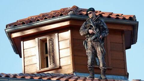 Un agente turco controla la ciudad