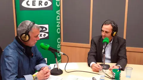 César Sánchez, presidente de la Diputación de Alicante, durante una entrevista con Juan Ramón Lucas César Sánchez, presidente de la Diputación de Alicante, durante una entrevista con Juan Ramón Lucas