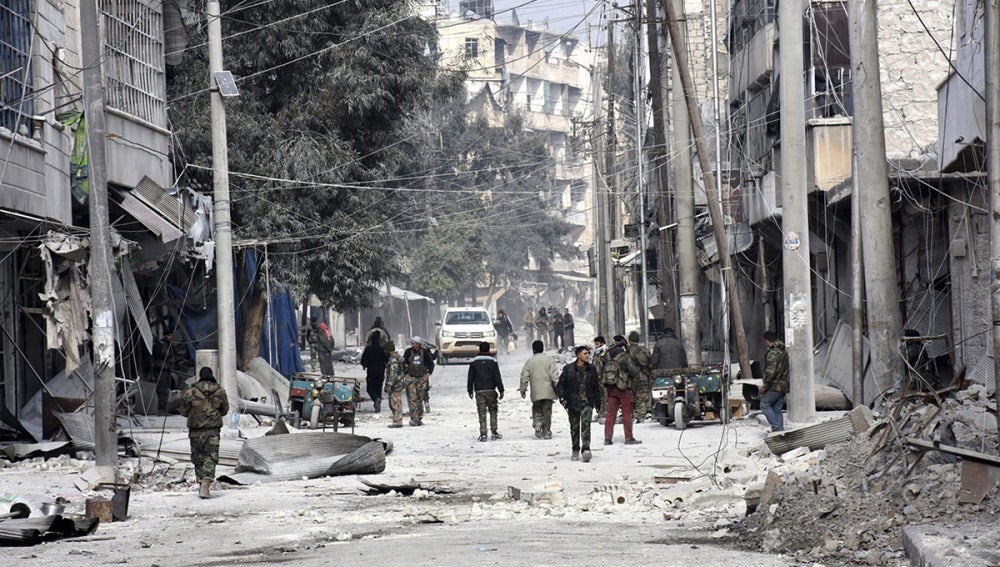 Evacuación de un barrio de Alepo