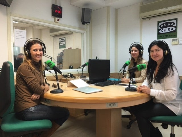 Marina Ramírez y Ana Martínez, psicólogas de Thinkids, nos ayudan en la crianza de nuestro hijos. Nos hablan del acoso escolar, el uso del teléfono móvil y las rabietas. Marina Ramírez y Ana Martínez, psicólogas de Thinkids, nos ayudan en la crianza de nuestro hijos. Nos hablan del acoso escolar, el uso del teléfono móvil y las rabietas.