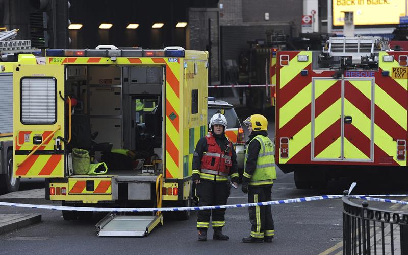 Evacúan a 1.450 personas en el centro de Londres por una fuga de gas Evacúan a 1.450 personas en el centro de Londres por una fuga de gas