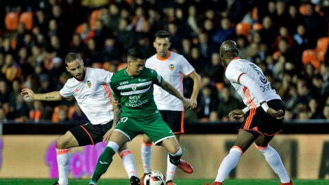 Momento del encuentro entre Valencia y Legan&eacute;s de Copa del Rey