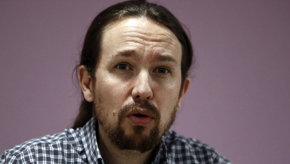 Pablo Iglesias pide perdón a los militantes: "Si lavamos nuestros trapos sucios en los medios destruiremos Podemos" Pablo Iglesias pide perdón a los militantes: "Si lavamos nuestros trapos sucios en los medios destruiremos Podemos"