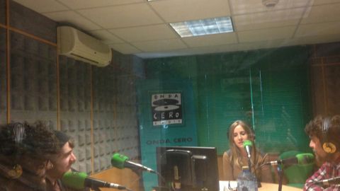 Susana Pedreira y los componentes de la banda pontevedresa THE TRUNKS.