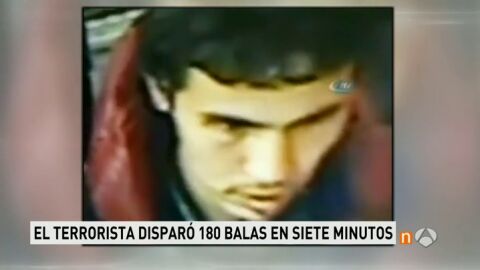 Frame 119.309791 de: El autor del atentado de Estambul dispar&oacute; a algunos de los heridos varias veces y parec&iacute;a conocer el lugar, seg&uacute;n los testigos