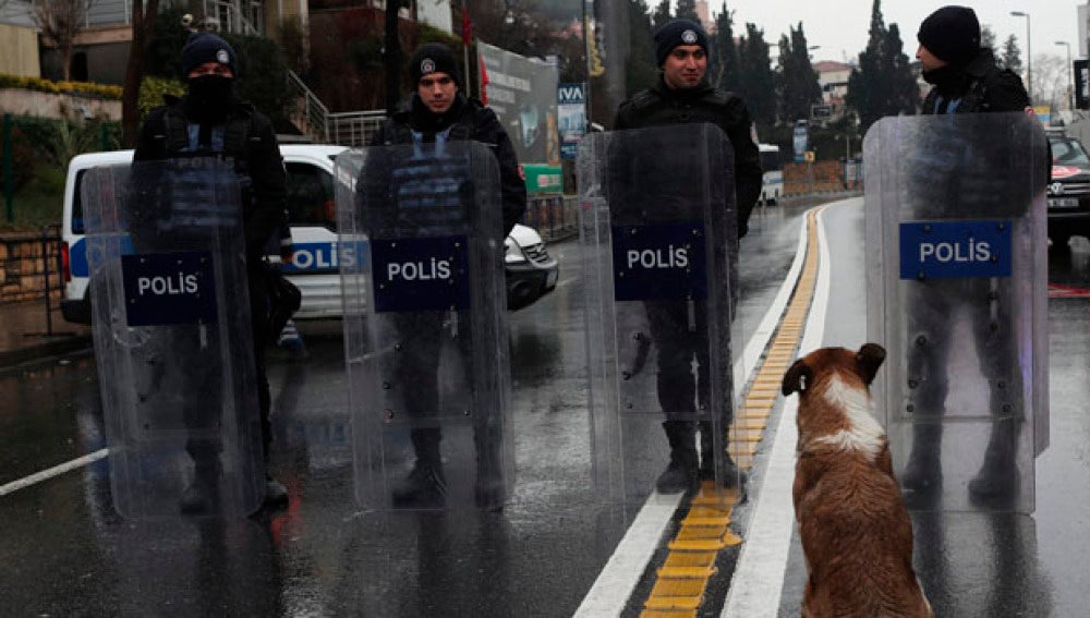 Dispositivo policial en Estambul
