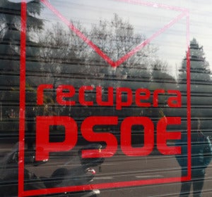 Críticos del PSOE alquilan un local en Ferraz para promover la afiliación Críticos del PSOE alquilan un local en Ferraz para promover la afiliación