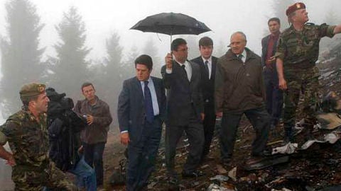 Federico Trillo en el lugar del accidente del Yak-42