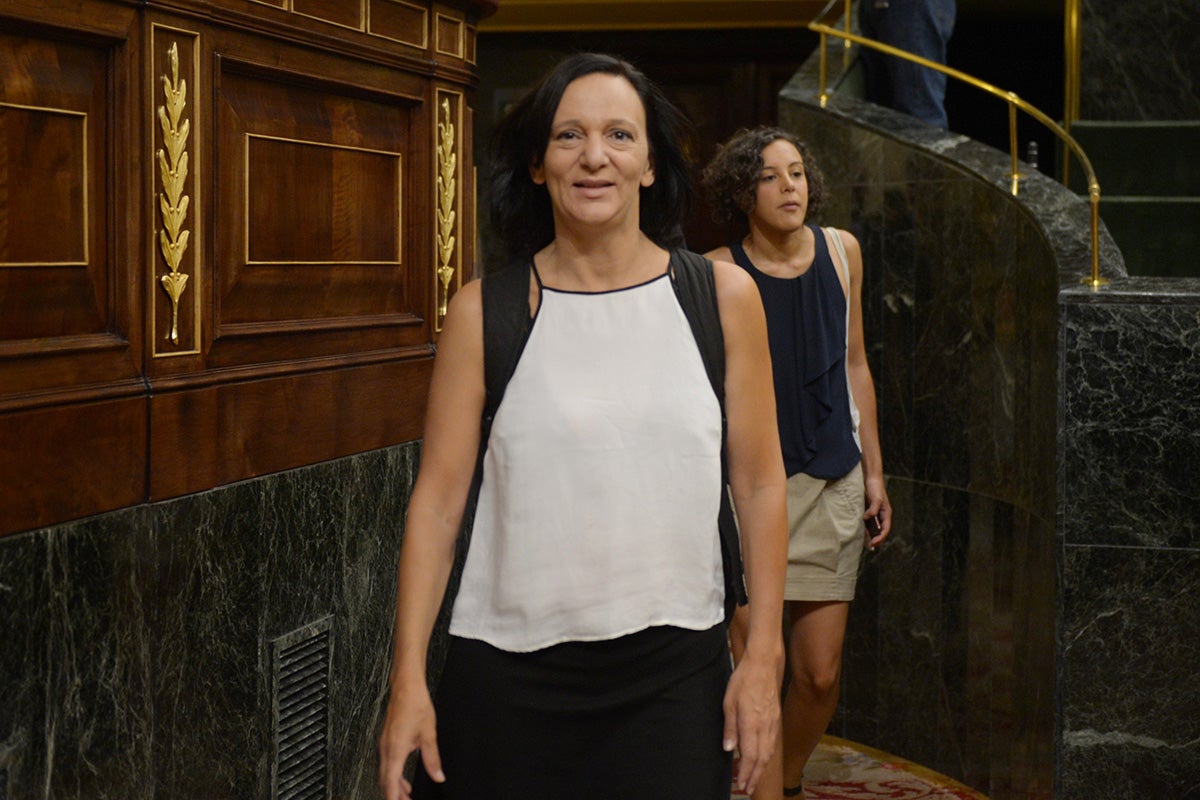 Rubén Amón indulta a Carolina Bescansa: "Pronto se le acercará un ujier del Congreso para enseñarle su nueva ubicación en el gallinero" Rubén Amón indulta a Carolina Bescansa: "Pronto se le acercará un ujier del Congreso para enseñarle su nueva ubicación en el gallinero"