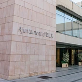 Zona de acceso principal al Ayuntamiento de Elche. Zona de acceso principal al Ayuntamiento de Elche.