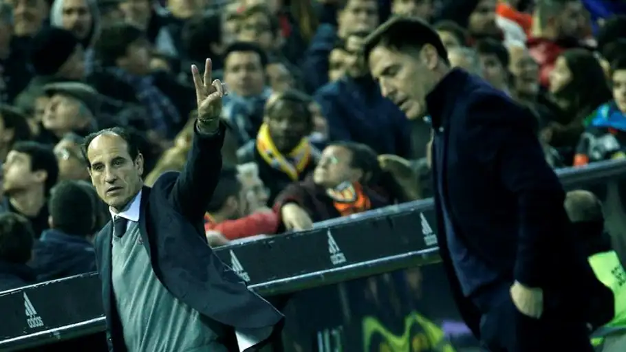 El entrenador del Valencia, Voro. El entrenador del Valencia, Voro.