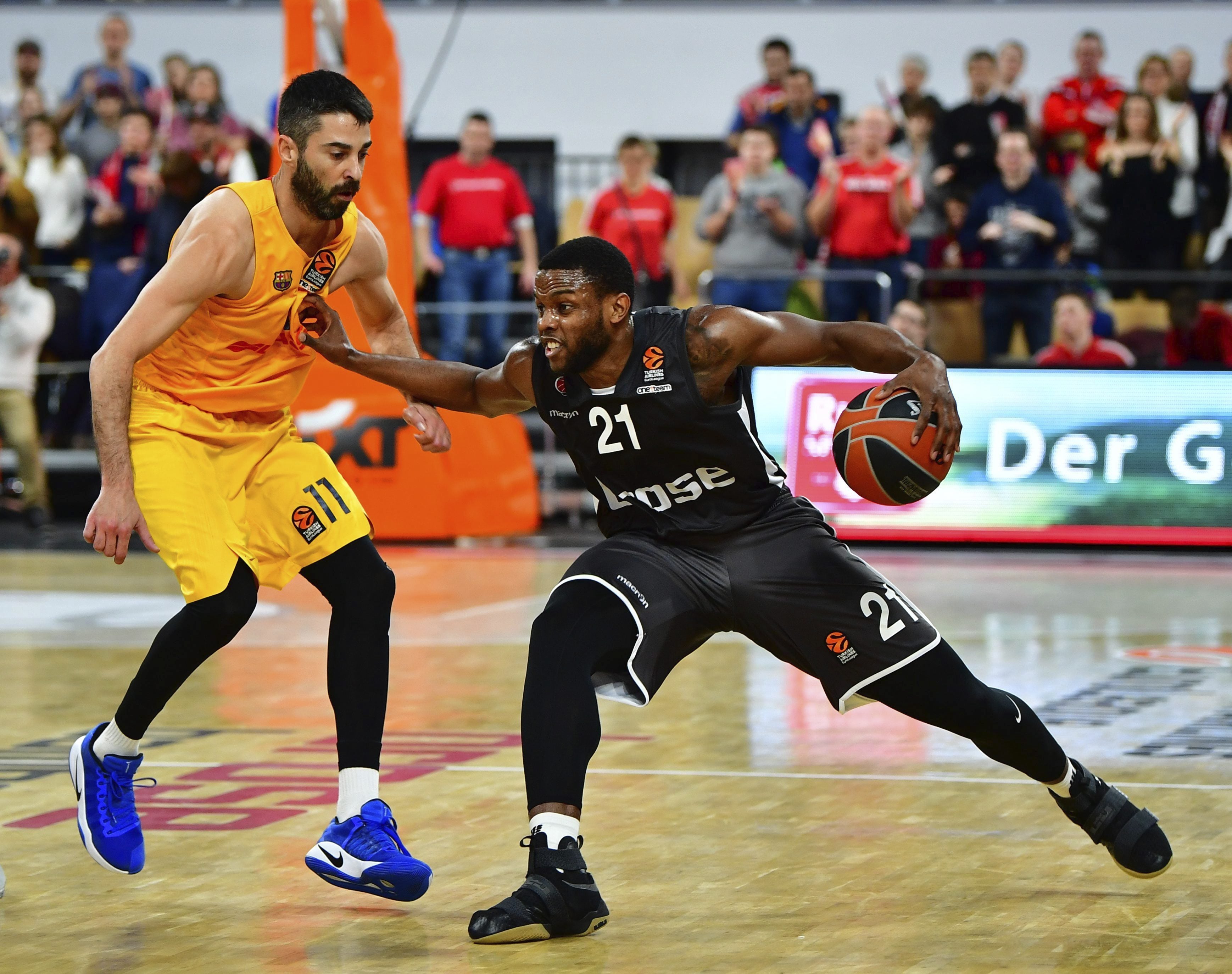 El Barcelona se complica su clasificación frente al Brose El Barcelona se complica su clasificación frente al Brose
