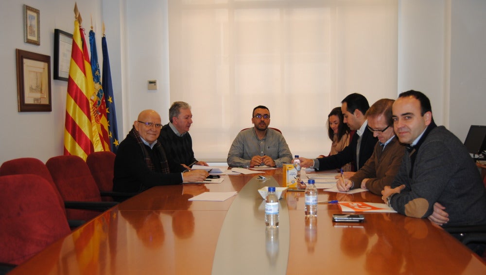 L'alcalde, José Benlloch, ha rebut les propostes de l'oposició.
