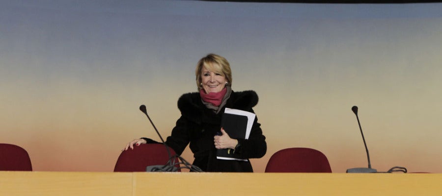 Esperanza Aguirre ante los medios Esperanza Aguirre ante los medios