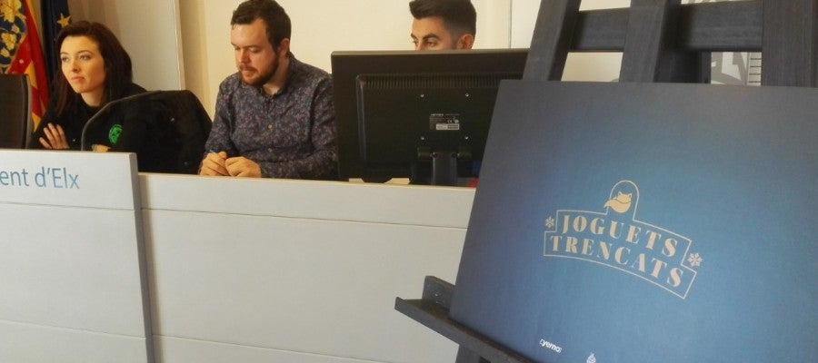 Momento de la presentación de la campaña de concienciación contra el abandono animal. Momento de la presentación de la campaña de concienciación contra el abandono animal.