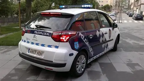 Coche de la Policía Local en A Coruña Coche de la Policía Local en A Coruña