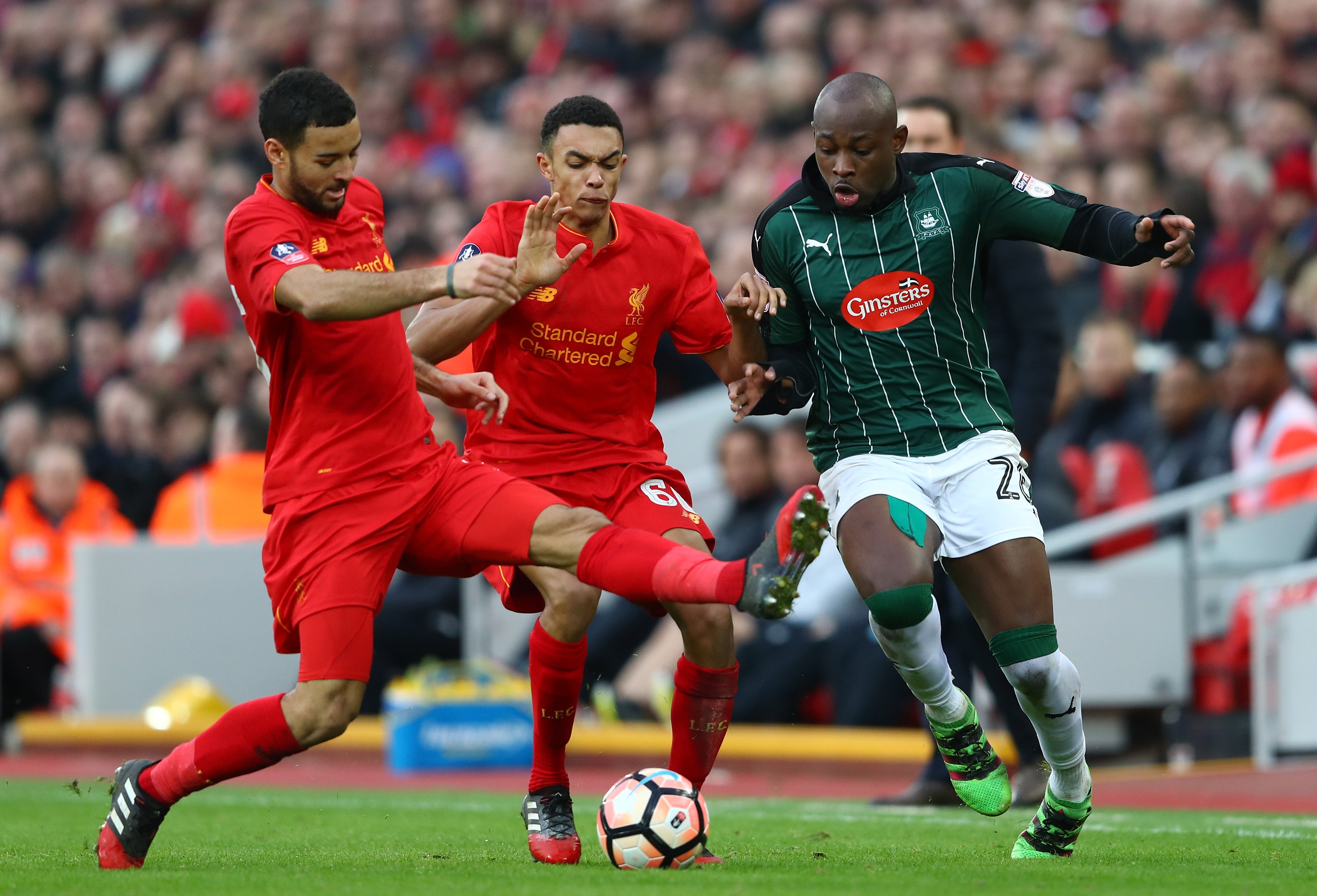 El Liverpool no puede contra el Plymouth de cuarta división y se la jugará en el 'replay' El Liverpool no puede contra el Plymouth de cuarta división y se la jugará en el 'replay'