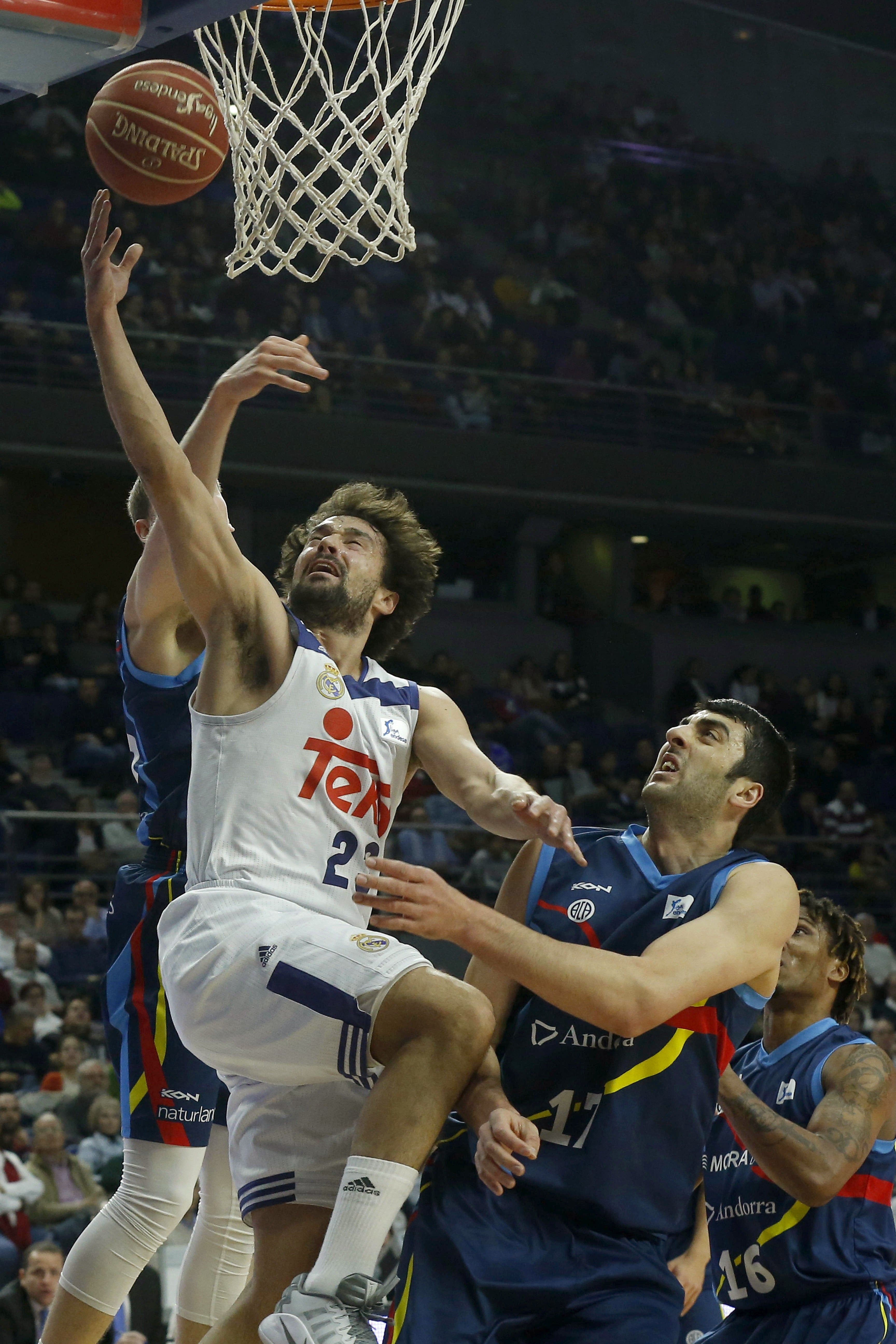 Sergio Llull se convierte en el máximo triplista de la historia del Real Madrid Sergio Llull se convierte en el máximo triplista de la historia del Real Madrid