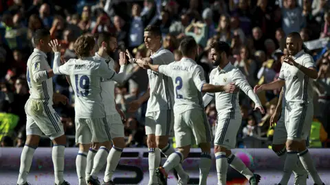 El Real Madrid celebra un gol El Real Madrid celebra un gol