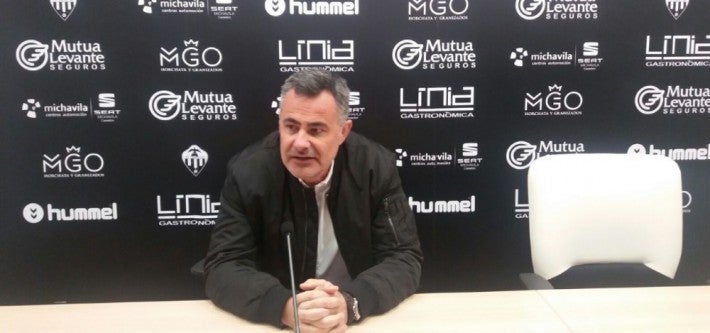 Calleja asegura que no habrá salidas de jugadores Calleja asegura que no habrá salidas de jugadores