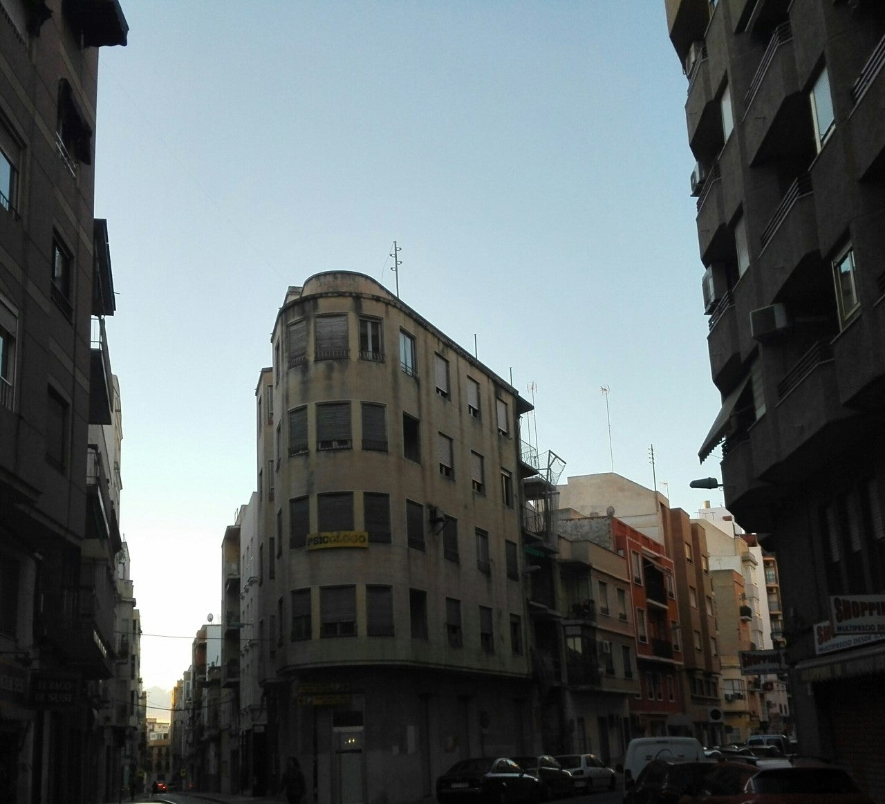 Sol para este viernes a la espera de un fin de semana frío y con viento Sol para este viernes a la espera de un fin de semana frío y con viento
