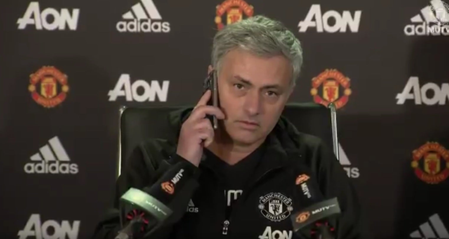 Mourinho: "En estos momentos la Europa League es lo más importante" Mourinho: "En estos momentos la Europa League es lo más importante"