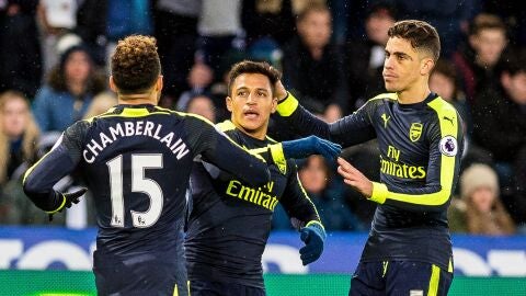 Los jugadores del Arsenal celebrando un gol