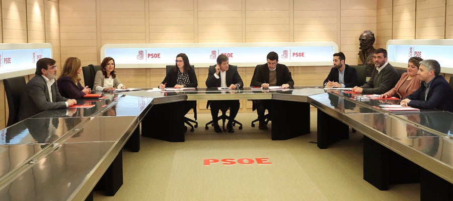 Comisión gestora del PSOE Comisión gestora del PSOE