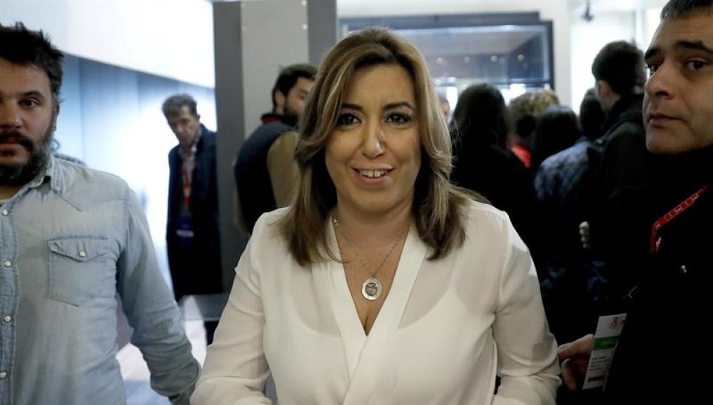 La presidenta andaluza, Susana Díaz, durante un descanso de la reunión del Comité Federal del PSOE 