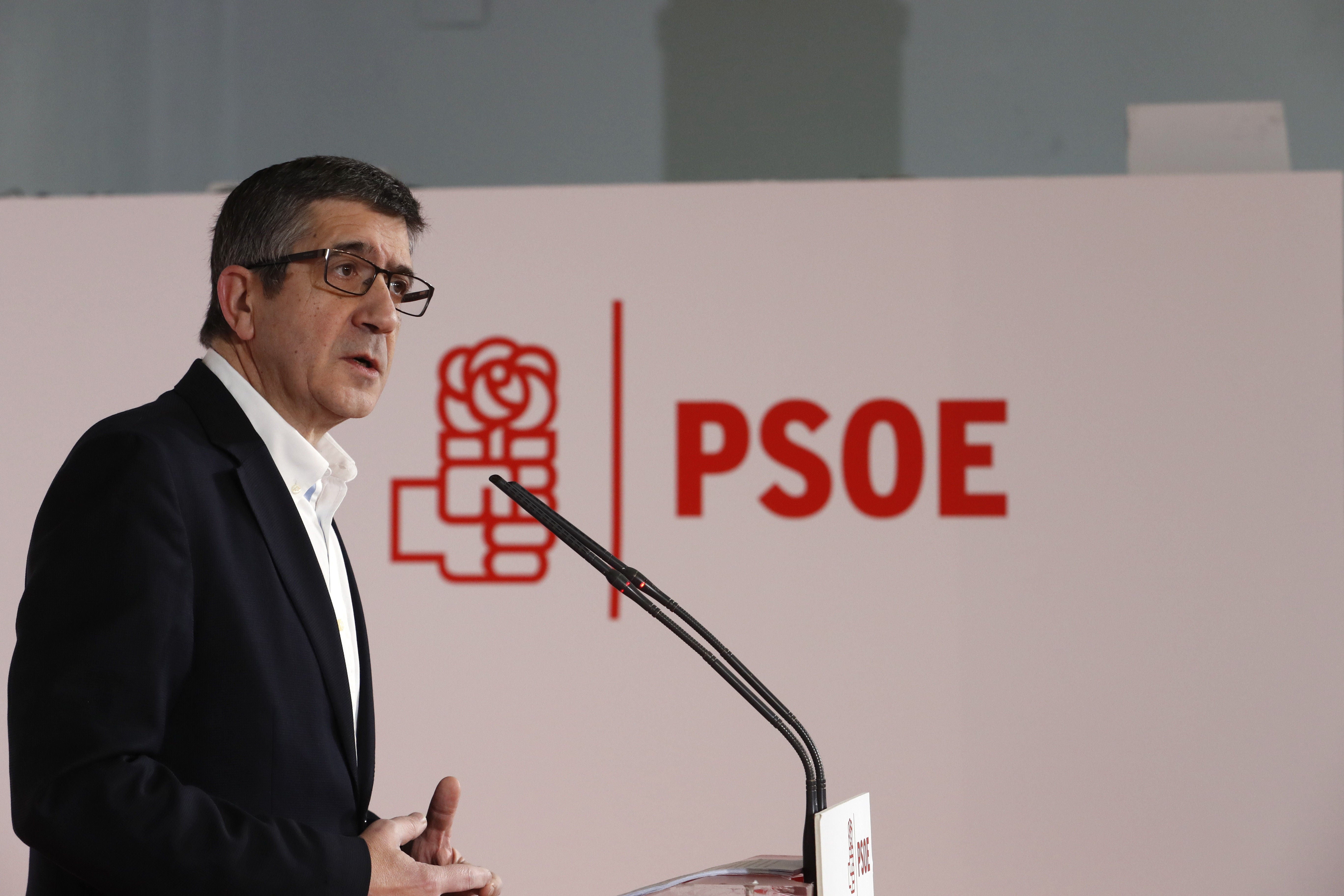 Patxi López: "Me siento con fuerzas para reconstruir el PSOE" Patxi López: "Me siento con fuerzas para reconstruir el PSOE"