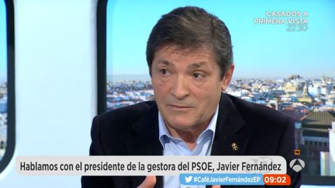 Frame 1536.046147 de: Javier Fern&aacute;ndez: "No descarto que Pedro S&aacute;nchez y Susana D&iacute;az se presenten a las primarias"