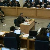 Luis Bárcenas declarando durante el juicio de Gürtel