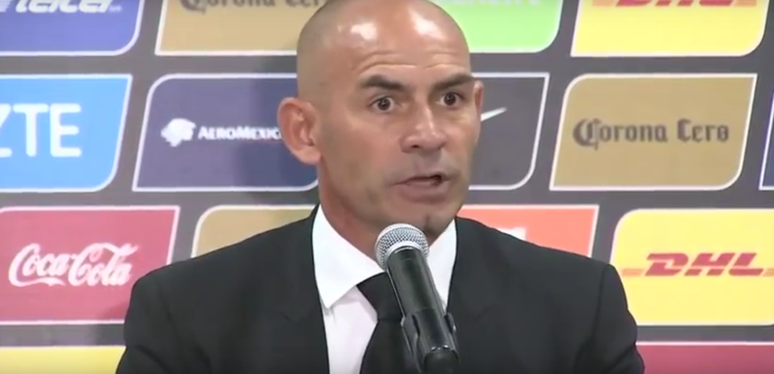 Paco Jémez medita con su familia en La Coruña la decisión de entrenar al Alavés Paco Jémez medita con su familia en La Coruña la decisión de entrenar al Alavés