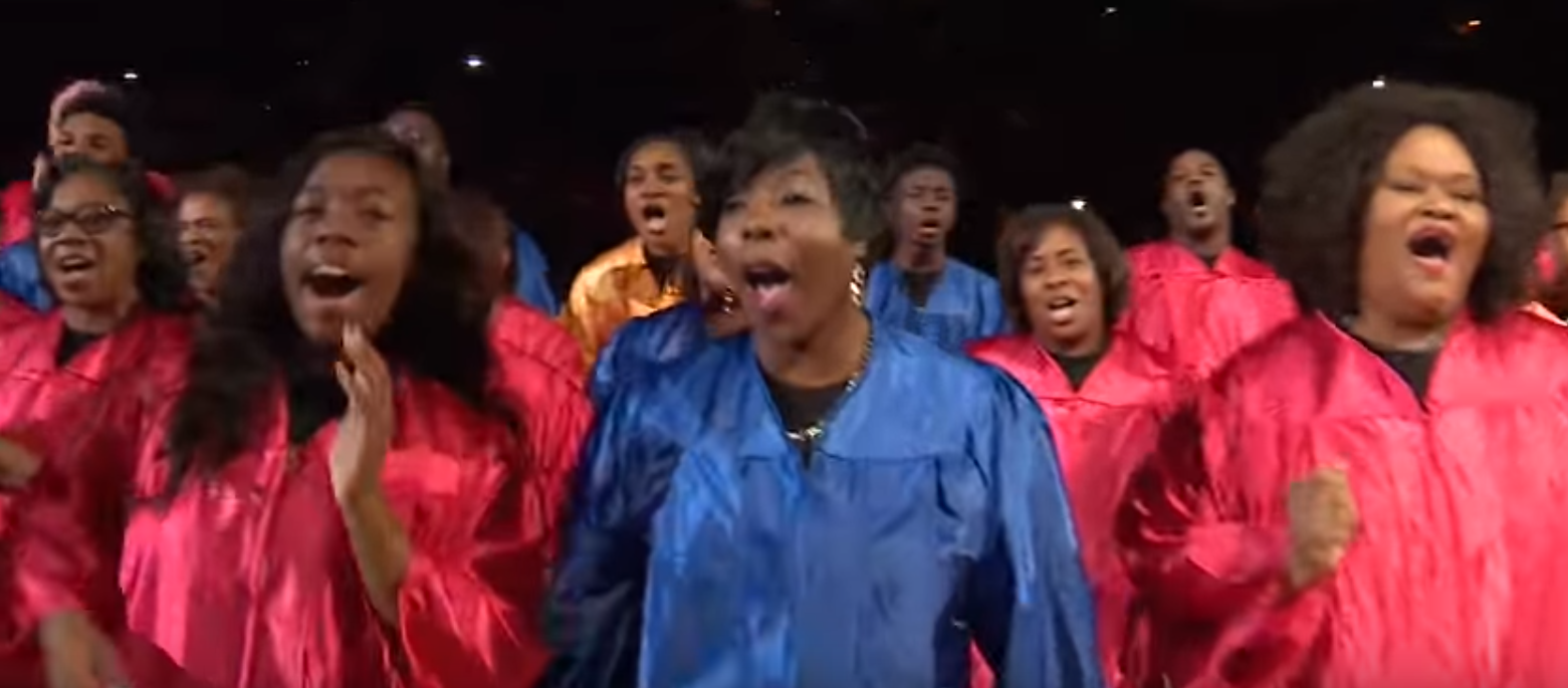 Los Atlanta Hawks celebran el día de Martin Luther King introduciendo a sus jugadores... ¡con un coro gospel! Los Atlanta Hawks celebran el día de Martin Luther King introduciendo a sus jugadores... ¡con un coro gospel!