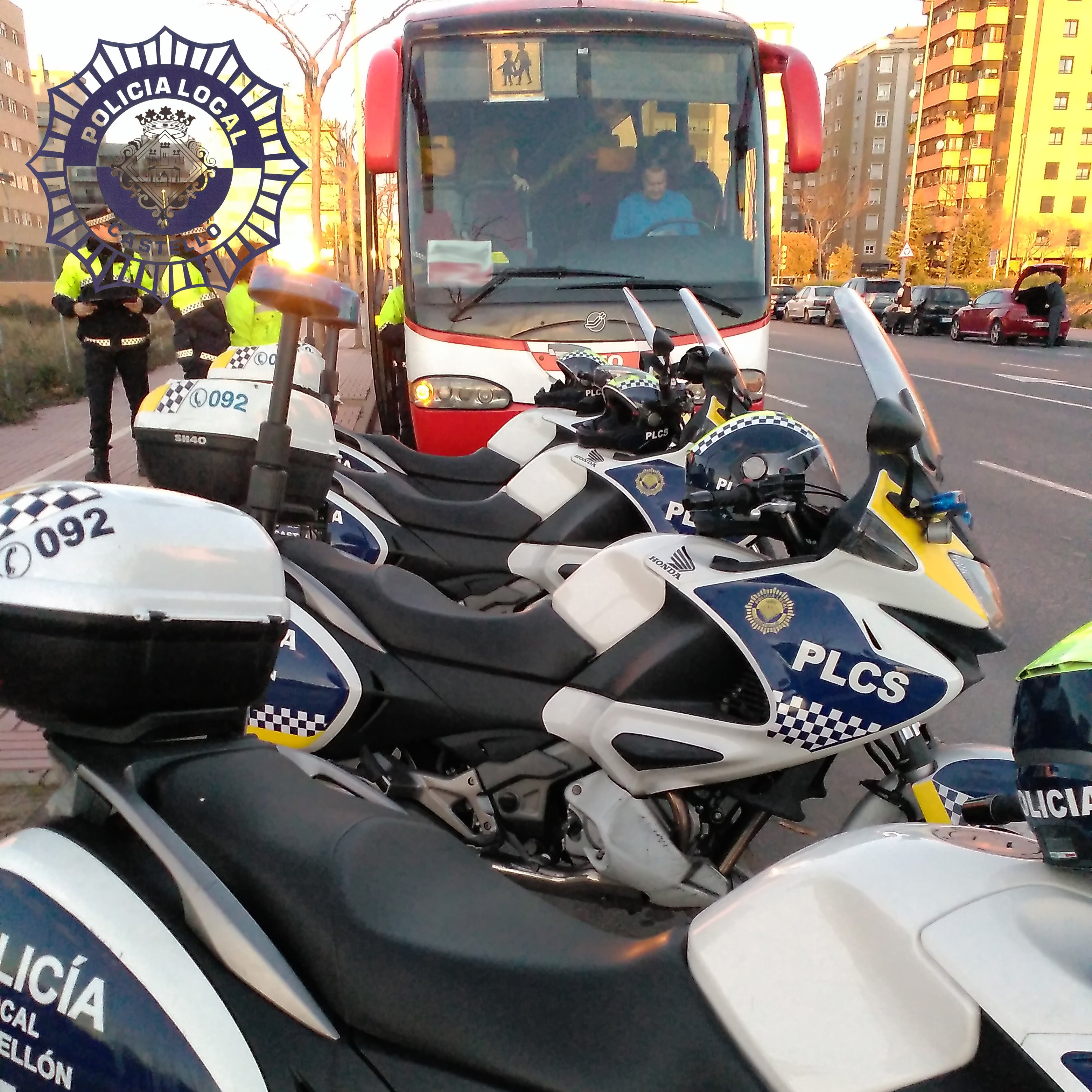 La Policía Local inicia una campaña de vigilancia del transporte escolar La Policía Local inicia una campaña de vigilancia del transporte escolar