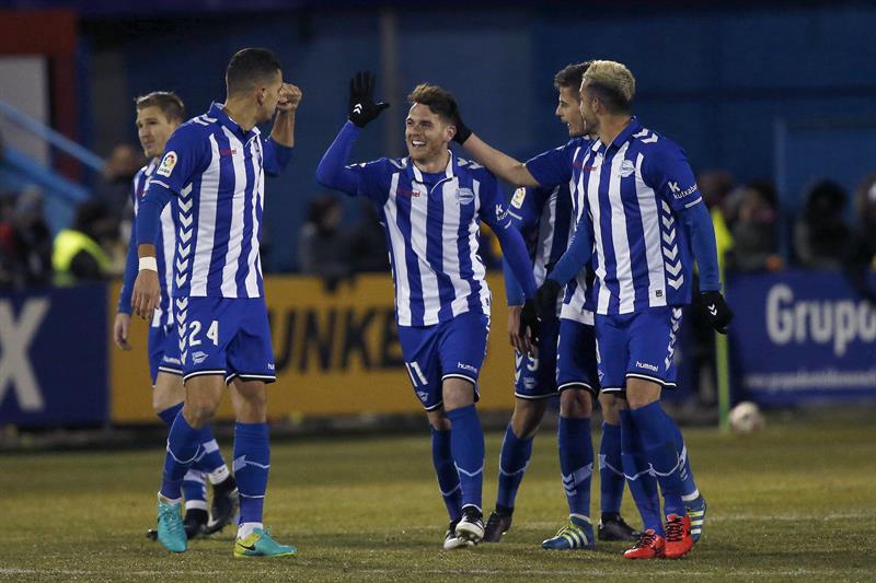 Alcorcón 0 - 2 Alavés. Ibai Gómez golpea al Alcorcón en la recta final y pone al Alavés a un paso de semifinales Alcorcón 0 - 2 Alavés. Ibai Gómez golpea al Alcorcón en la recta final y pone al Alavés a un paso de semifinales