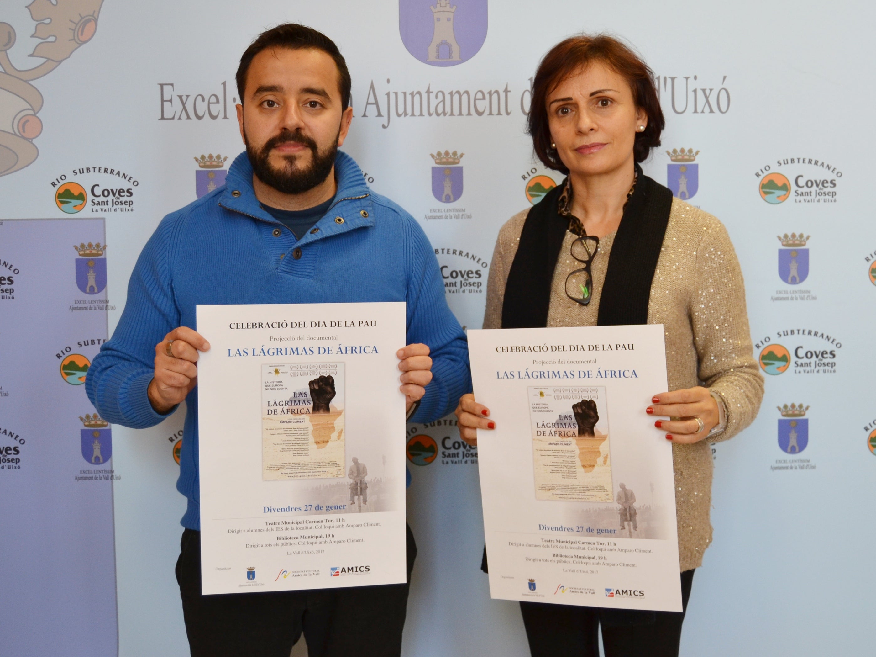 La Vall d'Uixó conmemora el Día de la Paz con la exhibición del documental 'Las lágrimas de África' La Vall d'Uixó conmemora el Día de la Paz con la exhibición del documental 'Las lágrimas de África'