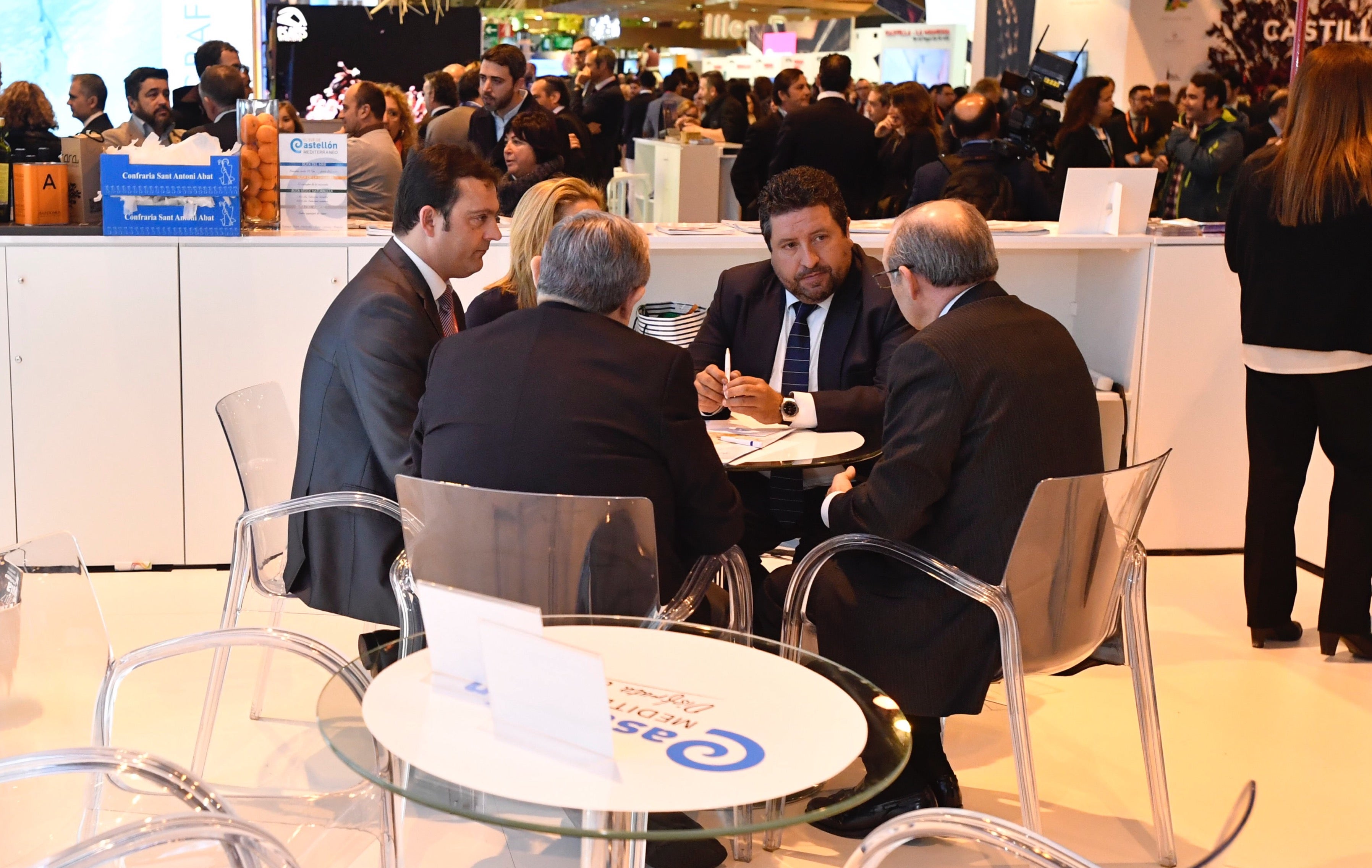 El presidente de la Diputación se reúne hoy con touroperadores para aumentar la llegada de turistas internacionales a Castellón El presidente de la Diputación se reúne hoy con touroperadores para aumentar la llegada de turistas internacionales a Castellón