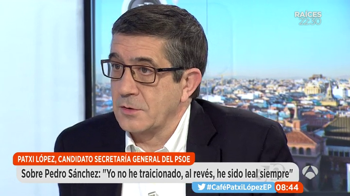 Patxi López: "Yo no me considero una tercera vía, porque es una excusa de la izquierda para hacer políticas de derechas" Patxi López: "Yo no me considero una tercera vía, porque es una excusa de la izquierda para hacer políticas de derechas"