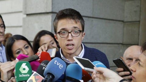 Errej&oacute;n ante la prensa