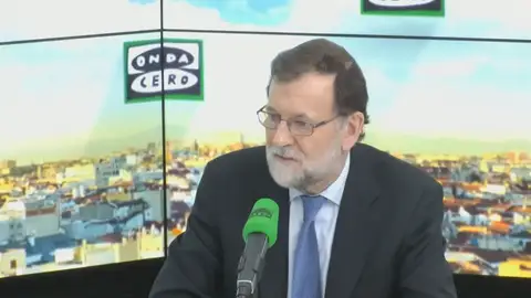 Frame 0.0 de: Mariano Rajoy: “La tasa de paro nunca ha bajado del 8% y nunca ha habido menos de 2 millones de parados” Frame 0.0 de: Mariano Rajoy: “La tasa de paro nunca ha bajado del 8% y nunca ha habido menos de 2 millones de parados”