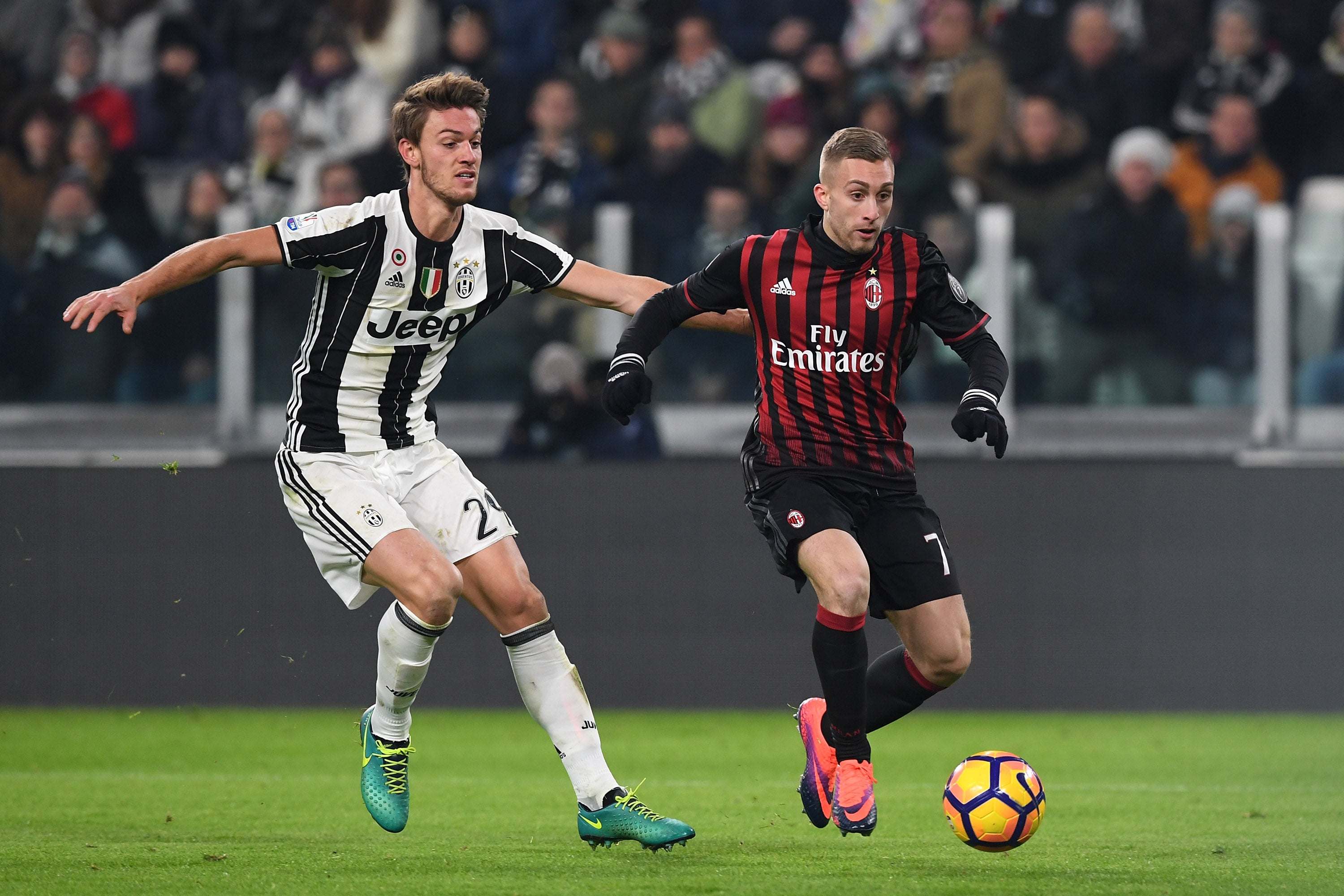 Deulofeu se lía con el italiano en Twitter: "Ojalá el domingo tengamos otra derrota" Deulofeu se lía con el italiano en Twitter: "Ojalá el domingo tengamos otra derrota"