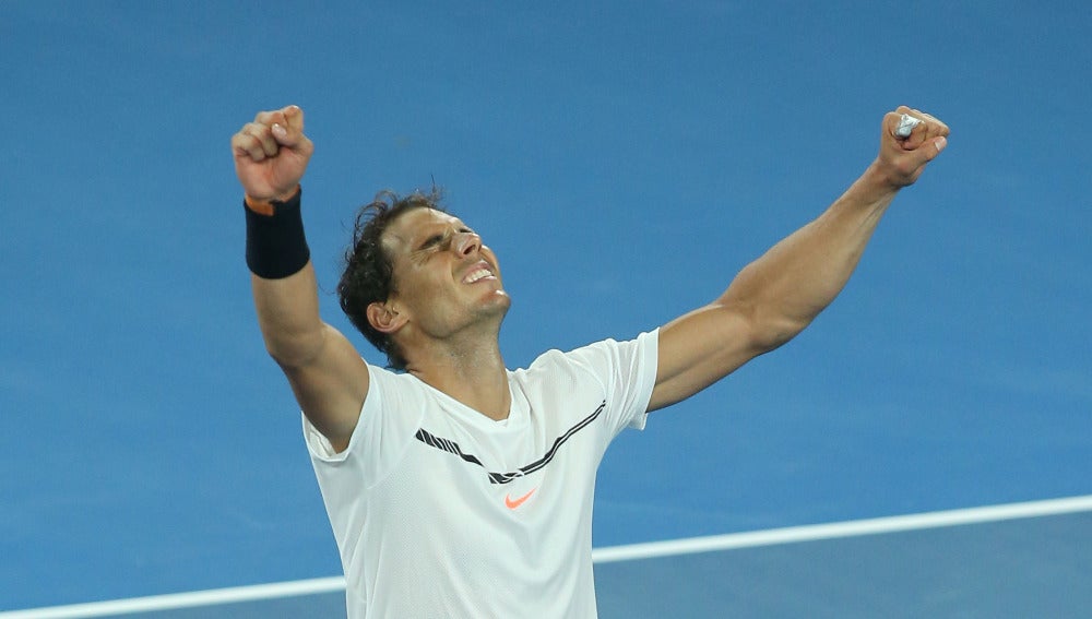 Nadal celebra su victoria ante Dimitrov y su pase a la final del Open de Australia