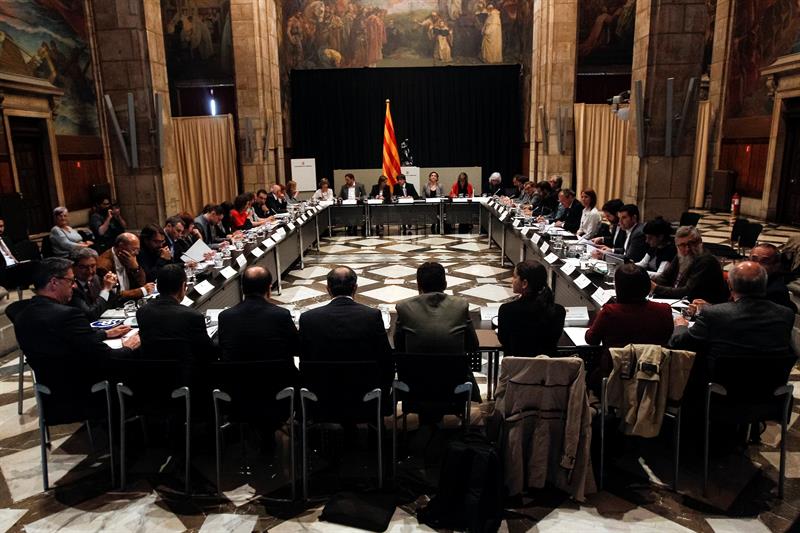 La CUP avala los presupuestos de la Generalitat por una amplia mayoría La CUP avala los presupuestos de la Generalitat por una amplia mayoría