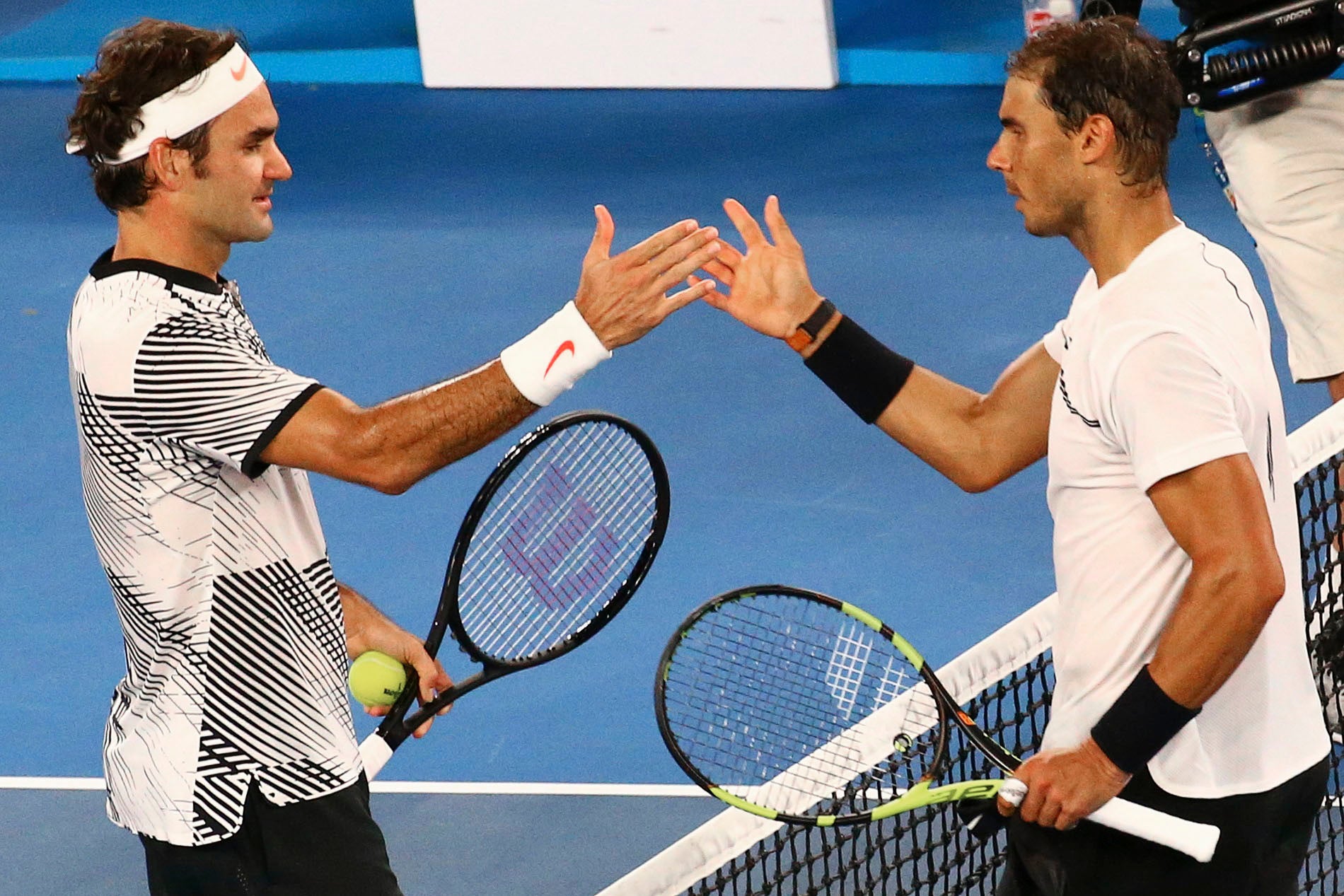 Federer renuncia a París y deja el nº 1 en manos de Nadal Federer renuncia a París y deja el nº 1 en manos de Nadal